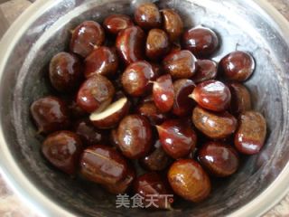 自制解馋零食——糖烤栗子的做法步骤：3