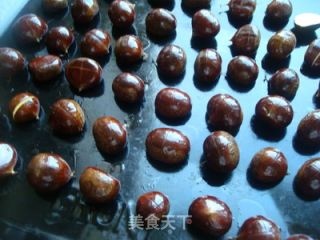 自制解馋零食——糖烤栗子的做法步骤：4