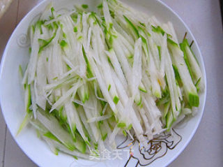 玉翠肉丝盖菇的做法步骤：4