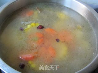 榨菜玉米鸭块汤的做法步骤：17