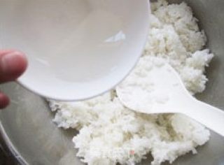 榨菜寿司的做法步骤：4