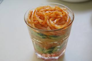 【创意新派菜】 擀面皮三文鱼的做法步骤：9