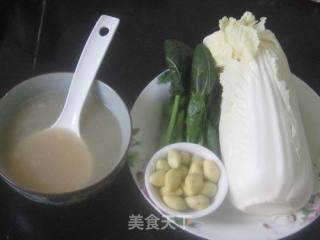 鸡汤银杏大白菜的做法步骤：1