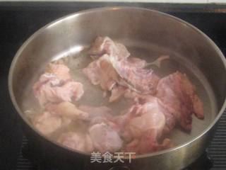 鸡汤银杏大白菜的做法步骤：2