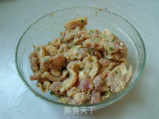 家常粉蒸肉的做法步骤：4