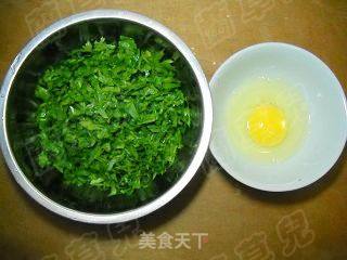 咖喱芹菜鸡蛋饼的做法步骤：2