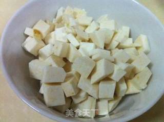 芡实香芋煲的做法步骤：2