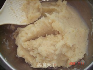 来的第一次作品--- 土豆丸子的做法步骤：2