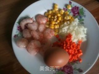 虾仁炒饭的做法步骤：1