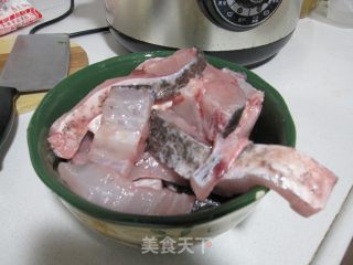 黄金鱼的做法步骤：1