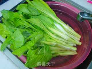 清炒白菜苔的做法步骤：1