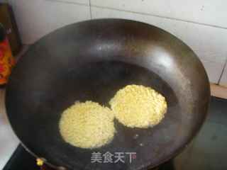 辣白菜大排面的做法步骤：1