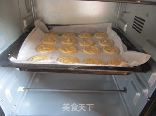 核桃小饼的做法步骤：9