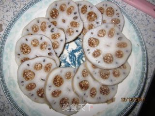 红糖糯米莲藕的做法步骤：9
