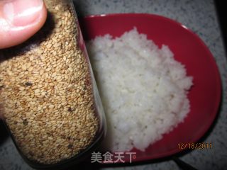 肉松寿司的做法步骤：6