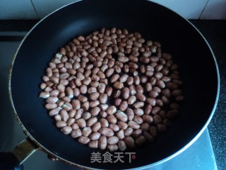 【挂霜花生】的做法步骤：2