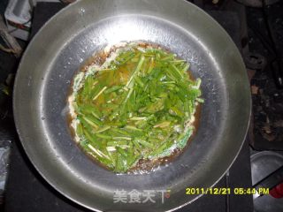 韭菜炒鸡蛋的做法步骤：4