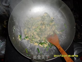 韭菜炒鸡蛋的做法步骤：5