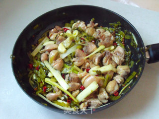 酸菜豆花鸡的做法步骤：4