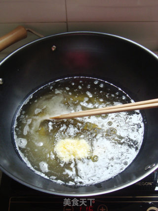 掌握四个小技巧就能做出漂亮的菊花豆腐——橙汁菊花豆腐的做法步骤：5