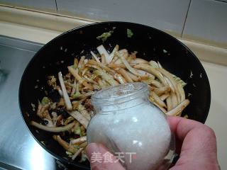 私房菜“豉香炒白菜”的做法步骤：7