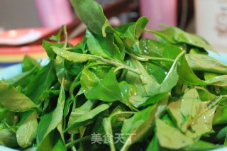 上汤枸杞叶的做法步骤：2