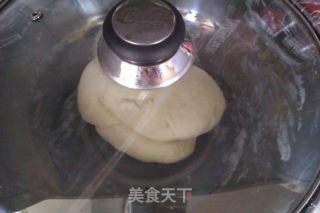香菇猪肉包子的做法步骤：1
