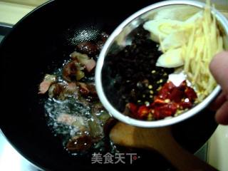 快捷小炒“豉香川腊炒双脆”的做法步骤：2