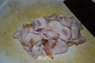 蒜苗回锅肉的做法步骤：3