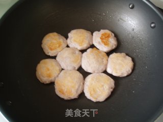 香煎芋饼的做法步骤：2