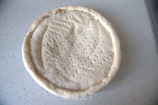馅料十足——培根烤肠PIZZA的做法步骤：1