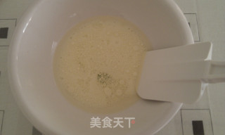 戚风蛋糕的做法步骤：2