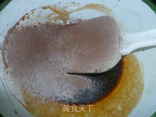 下午茶轻松做：可可杏仁蕾丝饼&芝士球的做法步骤：3