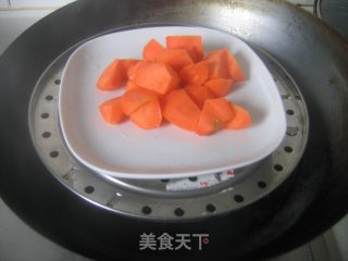 回锅胡萝卜的做法步骤：2