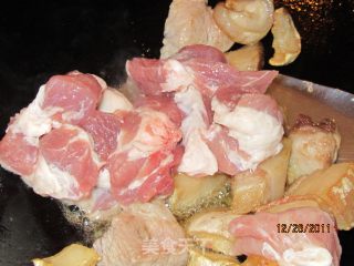 油豆腐煮肉的做法步骤：5