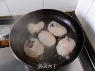 【创意新派菜】——橙汁鳕鱼的做法步骤：3