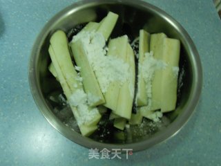 正宗鱼香茄子的做法步骤：3