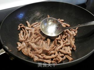 酱香牛肉丝的做法步骤：4