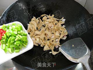 烤肉料素炒面筋的做法步骤：7