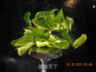 爆炒脆肉鲩的做法步骤：5
