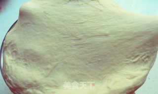 超软豆沙卷—面包的做法步骤：2