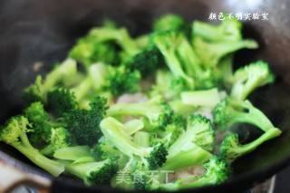 西兰花炒虾仁的做法步骤：4