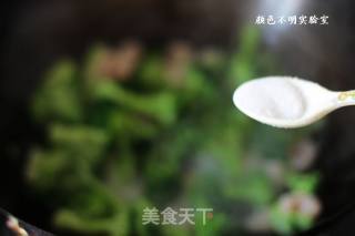 西兰花炒虾仁的做法步骤：5