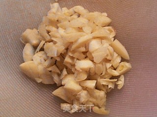 白菜炒丸子的做法步骤：3