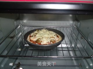 榨菜肉丝披萨的做法步骤：8
