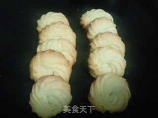 再做好吃的黄油曲奇的做法步骤：6
