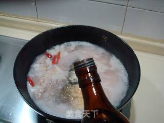 冬季泡菜吃法“酸汤鱼头”的做法步骤：8
