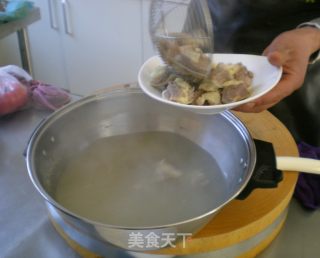 奥尔良牛肉的做法步骤：3