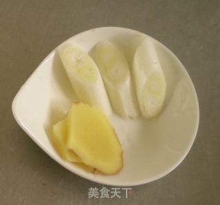 冰糖扒肘的做法步骤：3