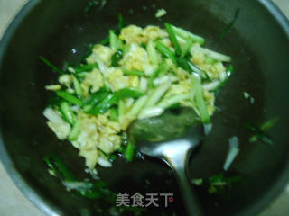 青蒜炒鸡蛋的做法步骤：7
